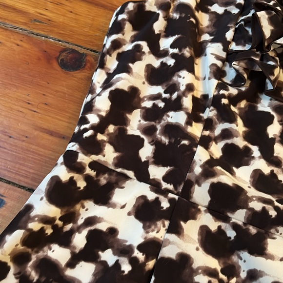 Banana Republic printed dress with ruffles. Office, classic, vintage style. - Picture 3 of 5